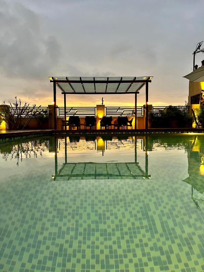 Tara - The Luxe Villa Лонавала Экстерьер фото